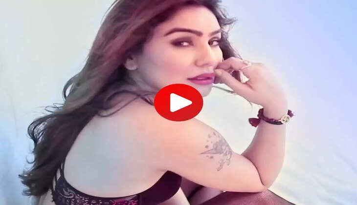 वेब सीरीज में Kangna Sharma के हॉट सीन्स देख लोगों के छूटे पसीने