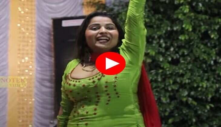 Muskan Baby Dance : मुस्कान बेबी ने स्टेज पर मटकाई जोरदार कमर, देख मचल उठे फैंस