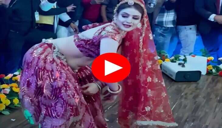 Gori Nagori Dance : लहंगा चोली में गोरी नगोरी ने किया जोरदार डांस, नाच नाच हिला दिया स्टेज 