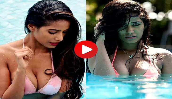 Poonam Pandey ने बिकिनी पहन समुंद्र के किनारे ढाया कहर, देख फैंस की धमी सांसें 