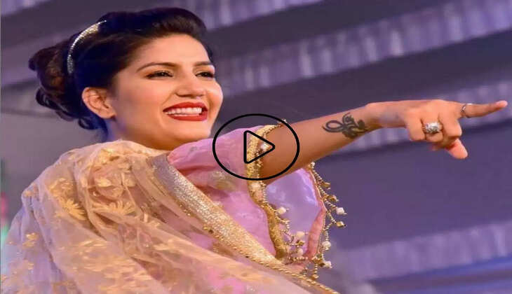 Haryanvi Dancer : सपना चौधरी ऐसी जगह बनवाया टैटू, देखकर फैंस के दिलों में होने लगी गुदगुदी