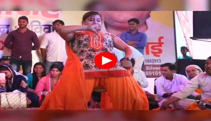 Haryanvi Dance : टाइट सूट में मोनिका चौधरी ने लचकाई ऐसी कमर, &nbsp;लोग बोले- इसके आगे तो सपना भी फेल