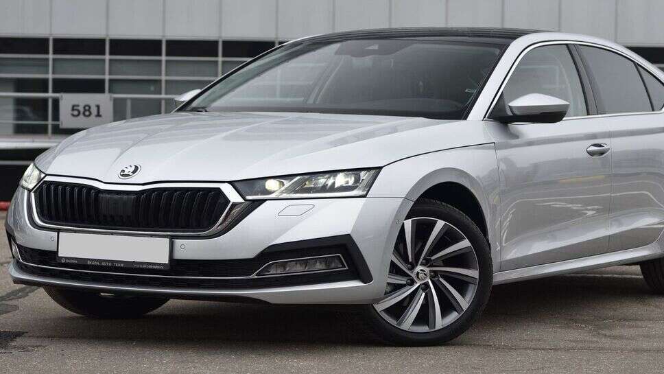 Skoda auto India ने 2025 में की रिकॉर्ड सेल, 25 साल पूरे होने पर बनाया रिकॉर्ड