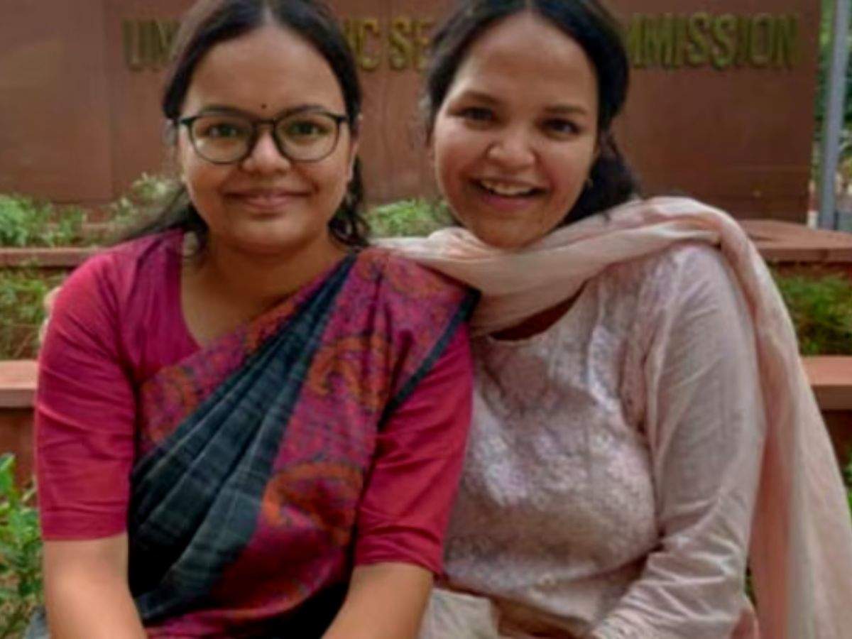 दिल्ली की दो बहनों ने एक साथ क्रैक किया UPSC, हासिल की ये रैंक 