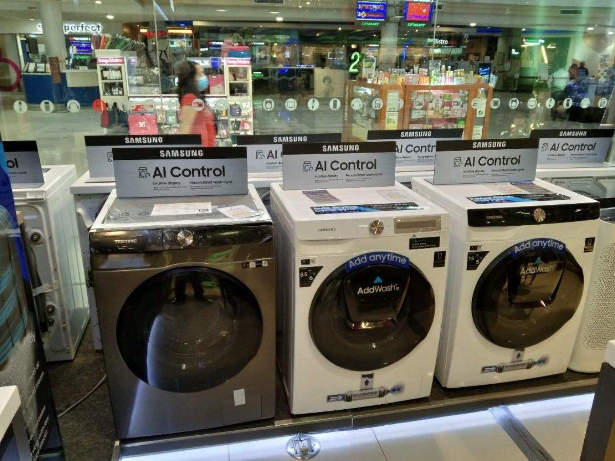 Fully Automatic Washing Machine : बार बार नहीं मिलता मौका, आधे रेट में मिल रही है फ्रंट लोड वाशिंग मशीन, स्टीम से चमकेंगे कपड़े