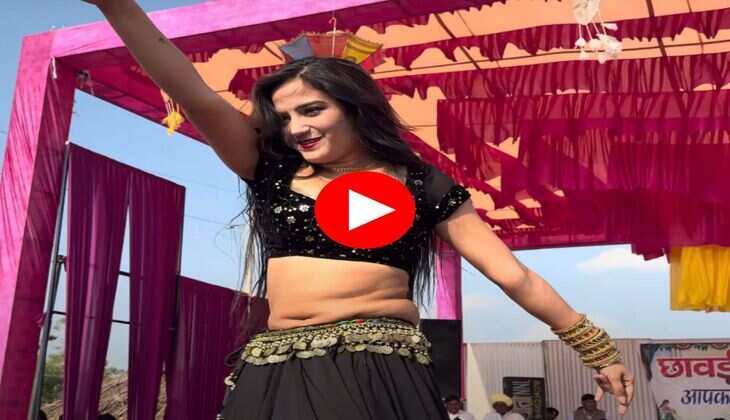 Komal Rangili : घाघरा चोली में कोमल रंगीली ने रंगीन अदाओं से बनाया फैंस को दीवाना