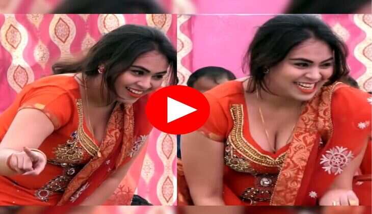 RC Upadhyay Dance : आरसी उपाध्याय ने कुर्ती उठाकर हिलाया लक, सिर पर चुन्नी रख दिखाई नशीली अदाएं