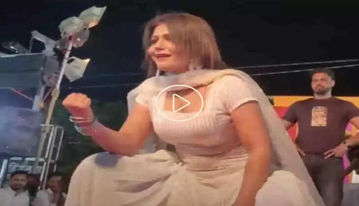 Gori Nagori : गोरी नागोरी ने व्हाइट ड्रेस पहनकर लगाए लटके-झटके, फैंस हुए मदहोश