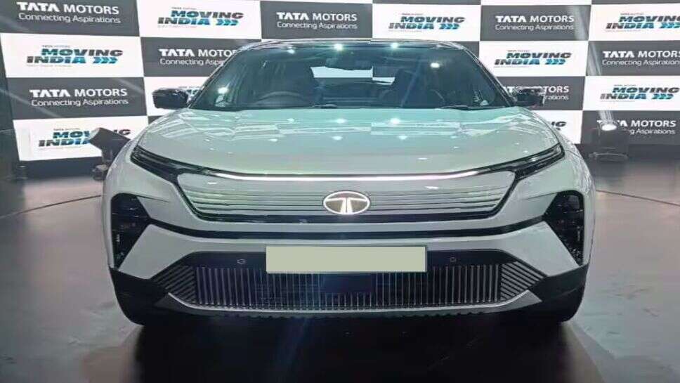 आज से शुरू हो गई Tata की इस इलेक्ट्रिक कार की बुकिंग, जानिये कीमत और फीचर्स