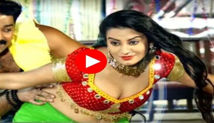 Bhojpuri viral dance : अक्षरा सिंह ने रात में दिखाई निराली अदाएं, बोली हो जाई प्यार बलम जी