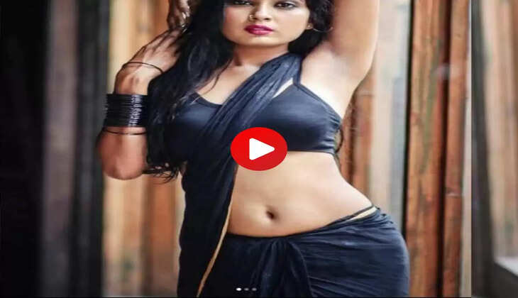 Sanjana Choudhary : मोहबब्त रंग लाई है पर संजना ने दिखाया फिगर