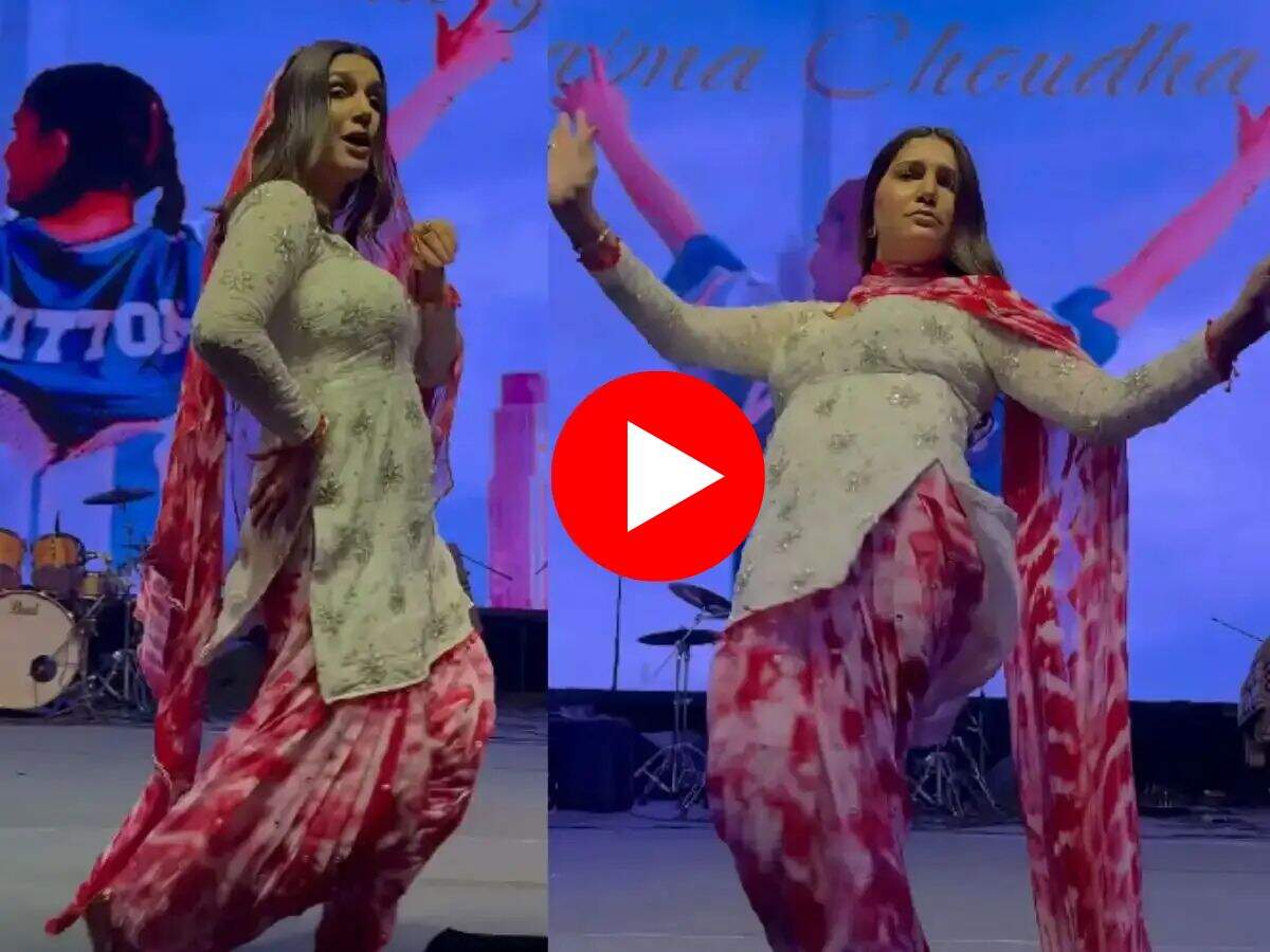 Sapna Choudhary Dance : सूट-सलवार में सपना चौधरी ने मारे घूम-घूमकर ठुमके