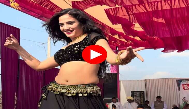 Komal Rangili Dance : स्टेज पर कोमल रंगीली ने दिखाया जवानी का जोश, अदाएं देख लोग हुए पानी-पानी