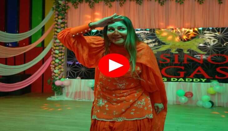 Sapna Chaudhary Dance : सपना चौधरी ने झन्नाटेदार डांस से तोड़े सब रिकॉर्ड, ठुमके देख फैंस का मचला दिल