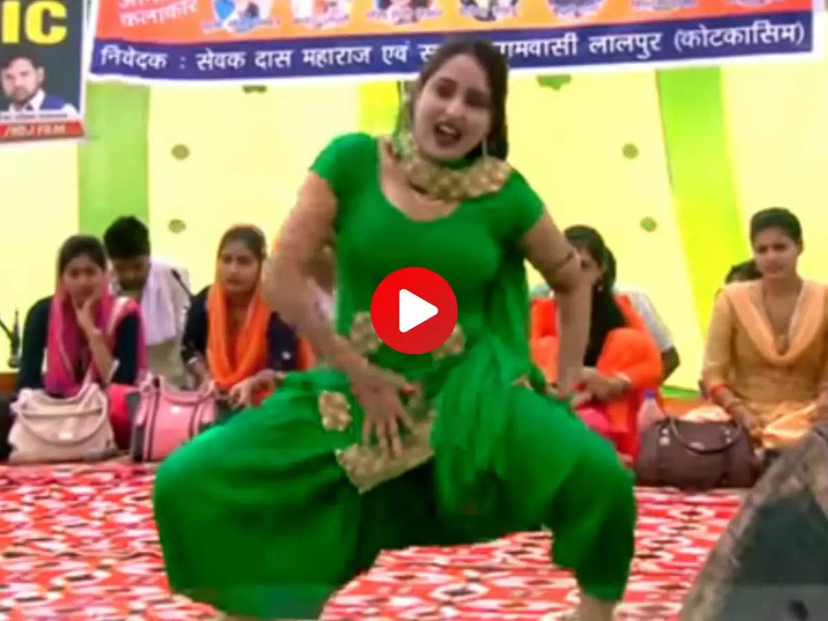 Gori Rani New Dance :  लाइव डांस के दौरान Gori Rani ने बदन पर फेरा हाथ