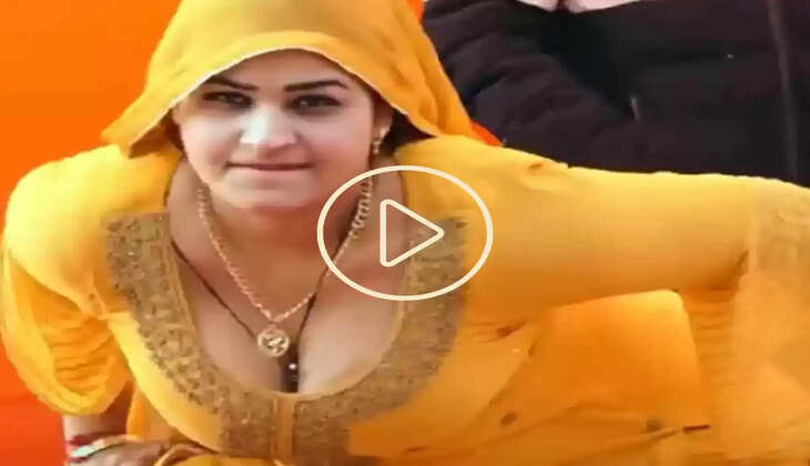 Gori Nagori Dance Video : गोरी नागोरी ने स्टेज पर दिखाए ऐसे लटके-झटके, देखकर बूढे हुए बेकाबू