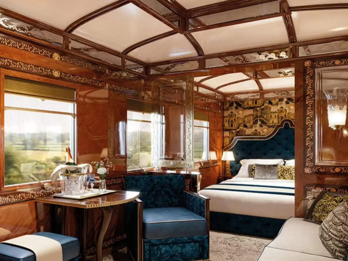 Luxury train: चलता फिरता फाइव स्टार होटल है ये ट्रेन, लग्जरी केबिन में मिलती है शैंपेन, जानिए दुनिया की सबसे आलीशान ट्रेन के बारे में 