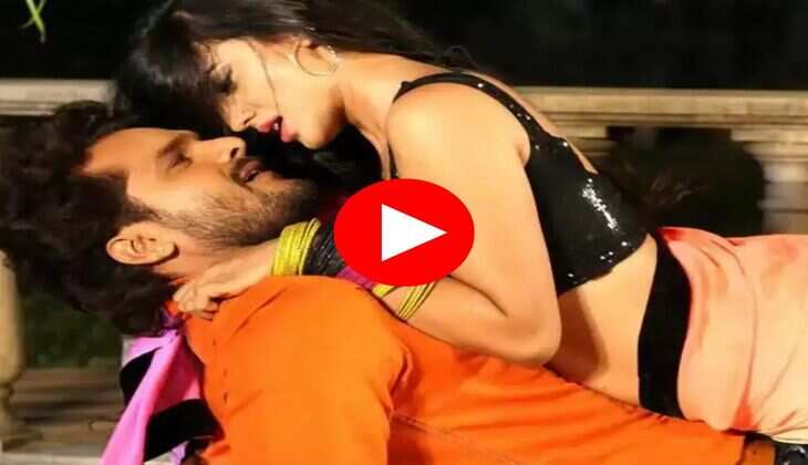 Bhojpuri UP Bihar : खेसारी लाल के साथ पानी पानी हुई अक्षरा सिंह, बढ़ा दी लोगों के दिलों की धड़कन