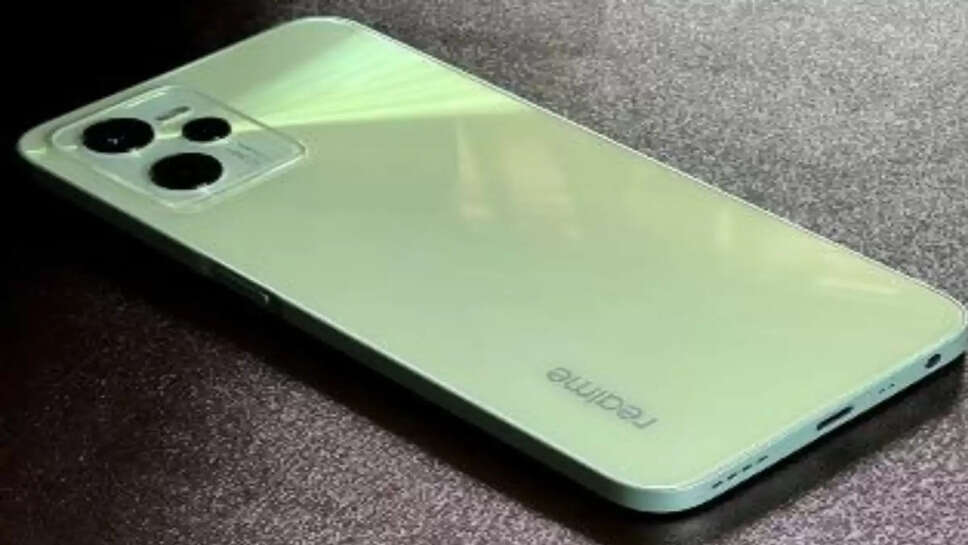 Realme ला रहा तगड़ी बैटरी वाला Smartphone, जानिए कीमत और फीचर्स 