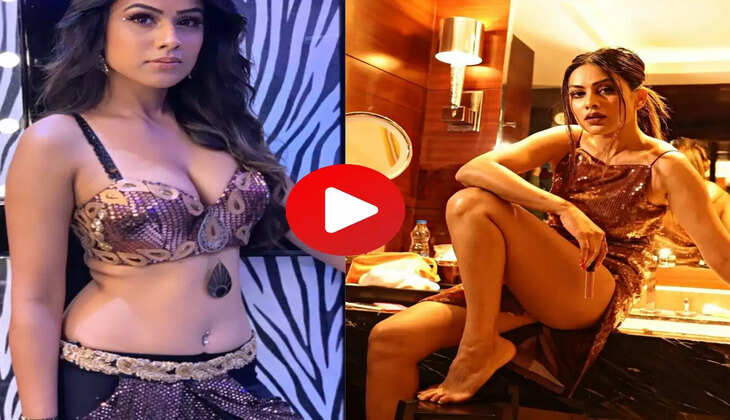 सोफे पर बैठ सिजलिंग पोज देती नजर आई Nia Sharma, फैंस बोले-'जान लोगी क्या'