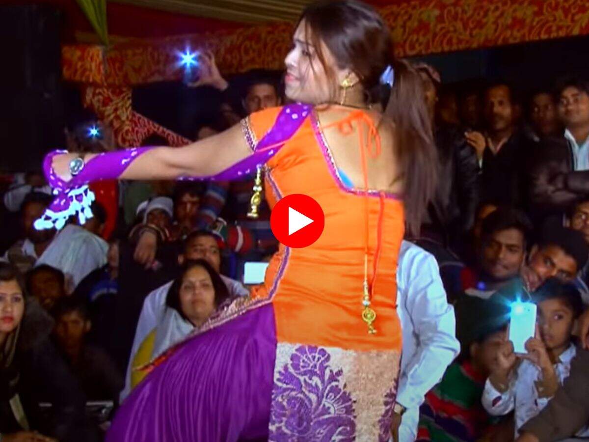 Haryanvi Dance Video : हरियाणवी गाने पर आरसी उपाध्याया ने कूद-कूद कर किया फर्राटेदार डांस, खूब बरसे नोट