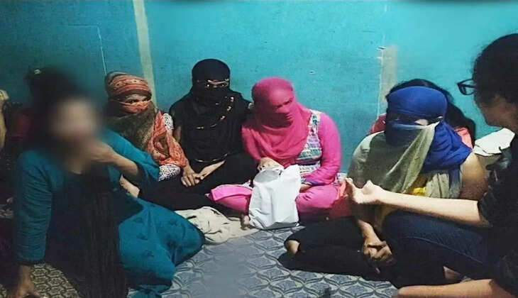 Breaking News : लड़कियों को बहला फुसलाकर होटलों में आते, और फिर करवाया जाता गंदा काम