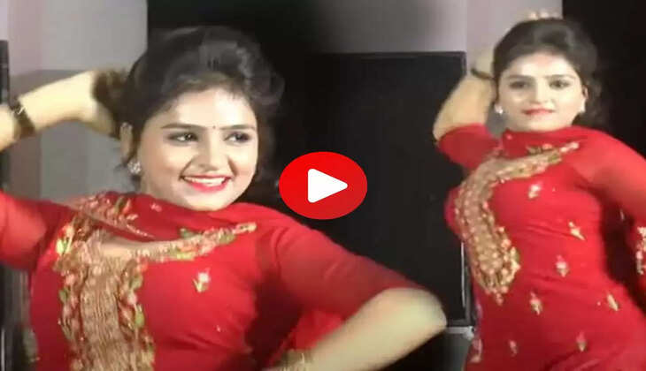 Sanjana Chaudhary ने चोली में पानी डालकर किया ऐसा डांस, देख फैंस पानी-पानी