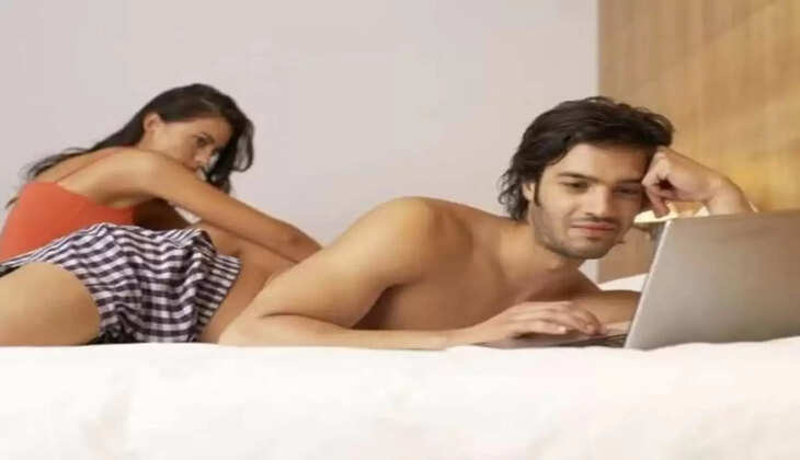 मेरी कहानी: पति की गैर मौजूदगी में पति ने अपने से 7 साल छोटे पड़ोसी के साथ किया ये काम, सामने आई पूरी सच्चाई