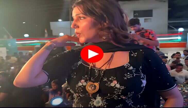 Sapna Choudhary Dance : काले सूट में सपना की शरीरतोड़ परफोर्मेंस देख पब्लिक हुई बेकाबू, वीडियो वायरल&nbsp;