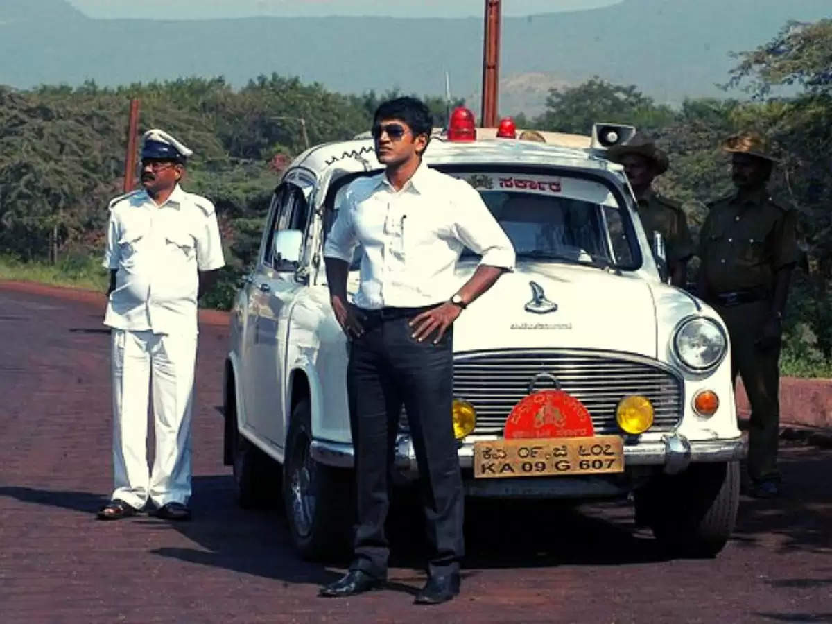 Car driven by IAS officer mows down journalist in Kerala-vinhomehanoi.com.vn