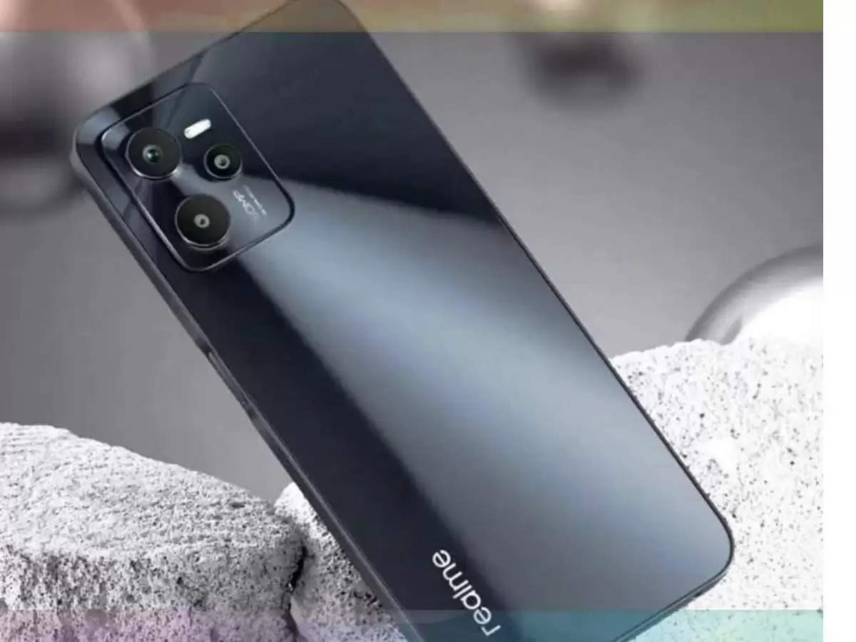 Realme ने लॉन्च किया 74,99 रुपये धांसू स्मार्टफोन, महंगे फोन के मिलेंगे फीचर्स