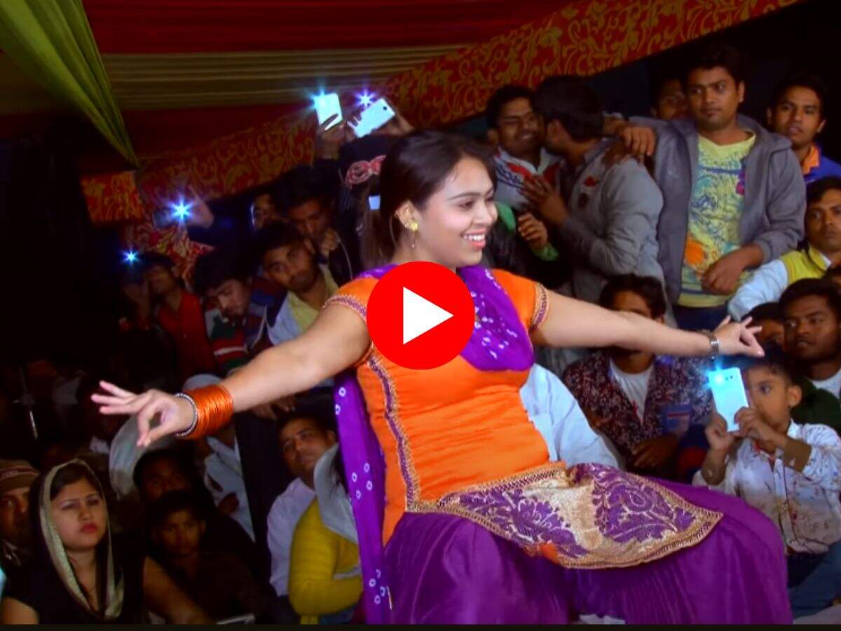 RC Upadhyay Dance : भरी महफिल में आरसी उपाध्याय ने लगाए ताबड़तोड़ ठुमके, बेकाबू हुए लोग