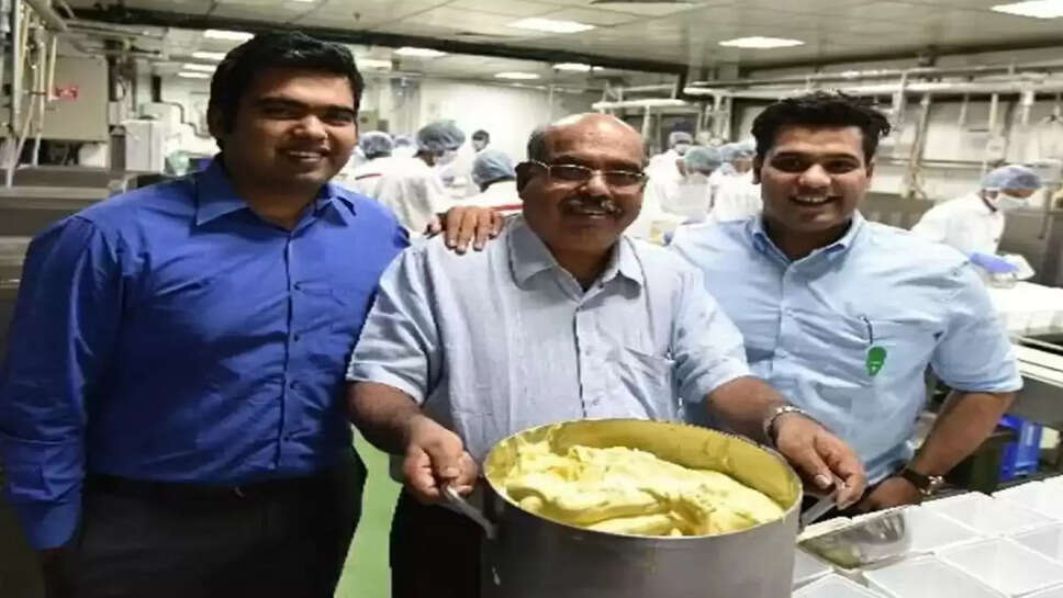 आइसक्रीम खरीदते समय आया बिजनेस का आइडिया, आज खड़ा कर दिया 300 करोड़ का कारोबार&nbsp;