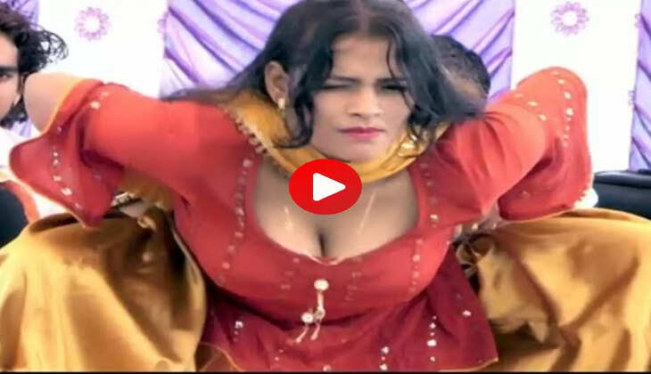 Haryanvi Dancer : सपना शर्मा ने घूंघरू गाने पर ताबड़तोड़ डांस से हिलाया स्टेज