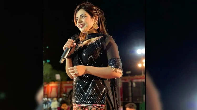 Haryanvi Singer : हरियाणा की सबसे खूबसूरत सिंगर्स, जिनके हुस्न के दीवाने हैं फैंस