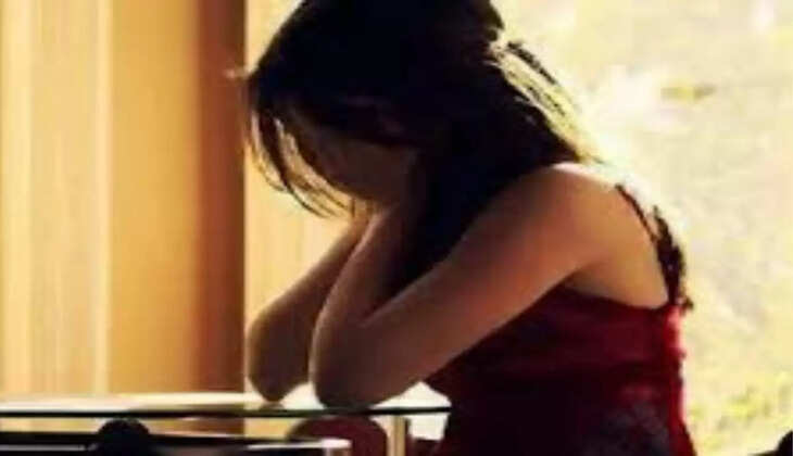 UP News : पांच दोस्तों ने रात को होटल में युवती के साथ बनाए संबंध, फिर मचा हड़कंप&nbsp;