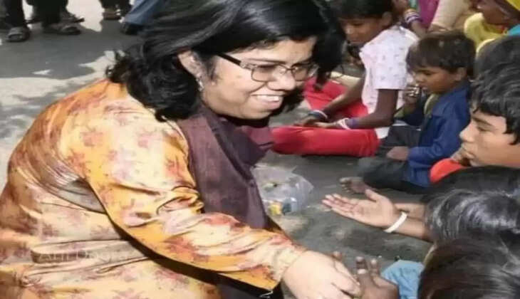 IAS&nbsp;Success Story : 3.5 की&nbsp;महिला ने छुआ बड़ा मुकाम, कामयाबी देख लोग हुए हैरान&nbsp;